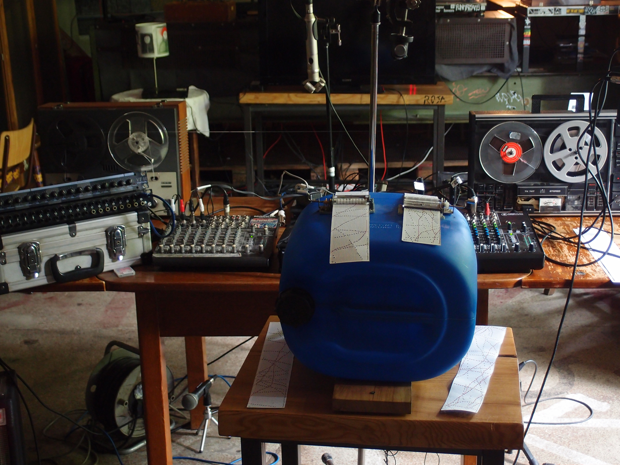 2020-04-29 'sand' Remix Teil 10 (soundcheck) (Audio + Video)